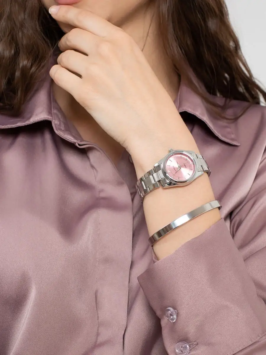 Часы-браслет женские наручные кварцевые – купить за ₽ | LiveWishes