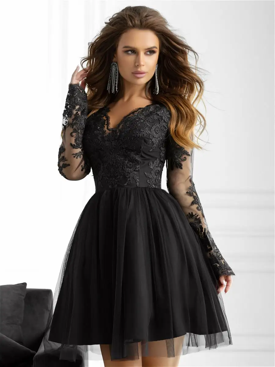 Маленькое черное платье: кто ввел моду, как и с чем его носить