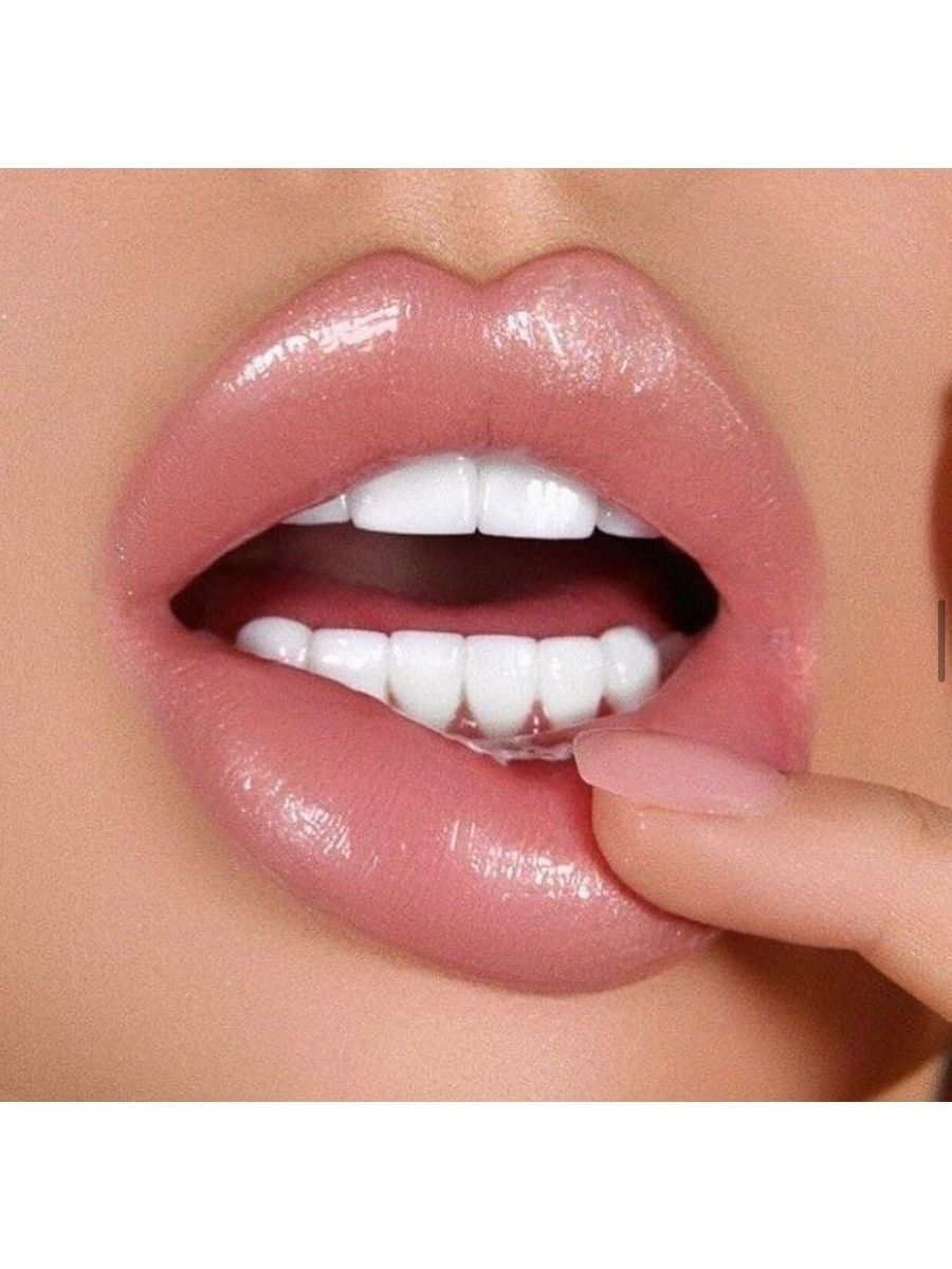 Перманентный макияж губ нюдовый