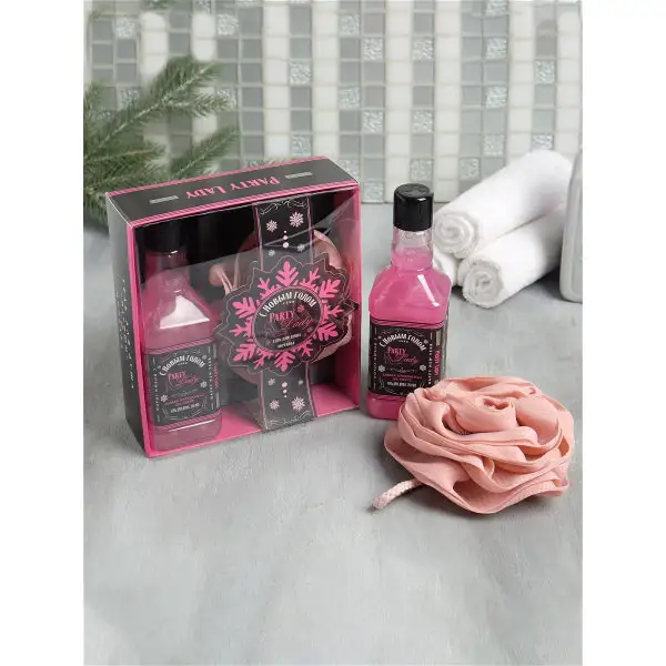 Набор гель для душа и мочалка на новый год в подарок