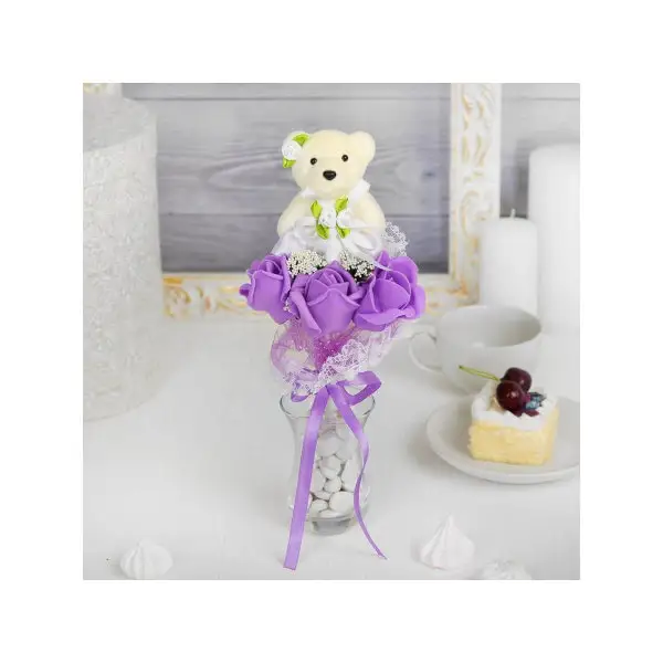 Букет с мишкой "Для тебя", 3 цветка, цвет фиолетовый