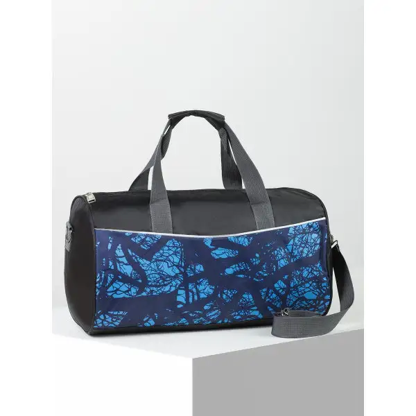 Сумка спортивная, отдел на молнии, длинный ремень