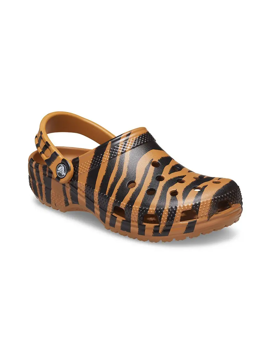 Leopard deals skin crocs