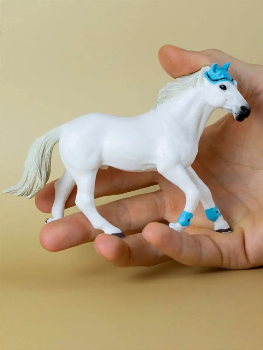 Фигурка Лошадь Американский Квортерхорс, жеребец 81528