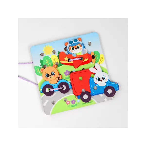 Шнуровка "Зверята путешественники"