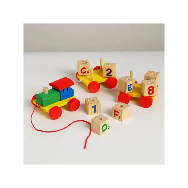 Детская развивающая игрушка "Паровоз с кубиками", для детей