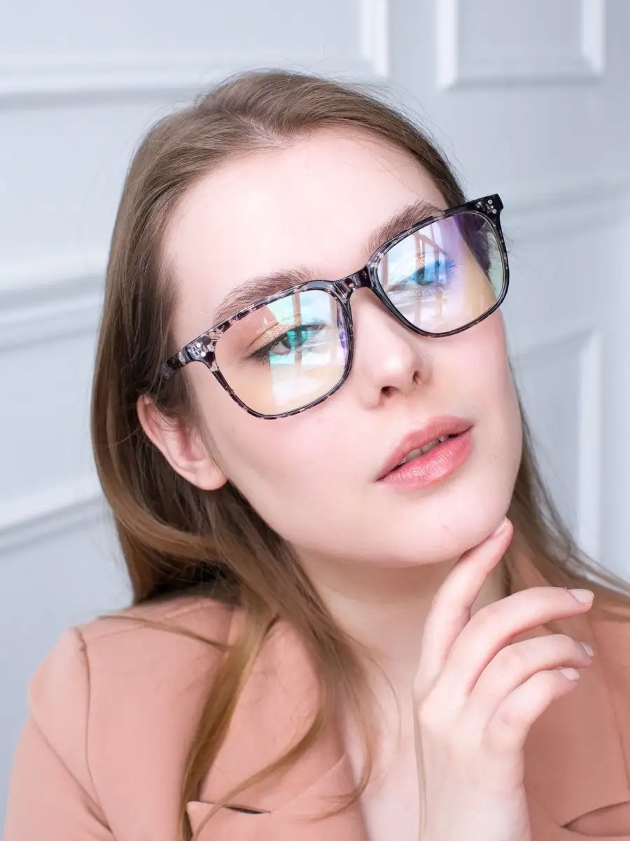 Стильные очки для женщин. Очки для зрения модные. Стильные очки для зрения. Очки оправа для девушек. Стильные очки для зрения.