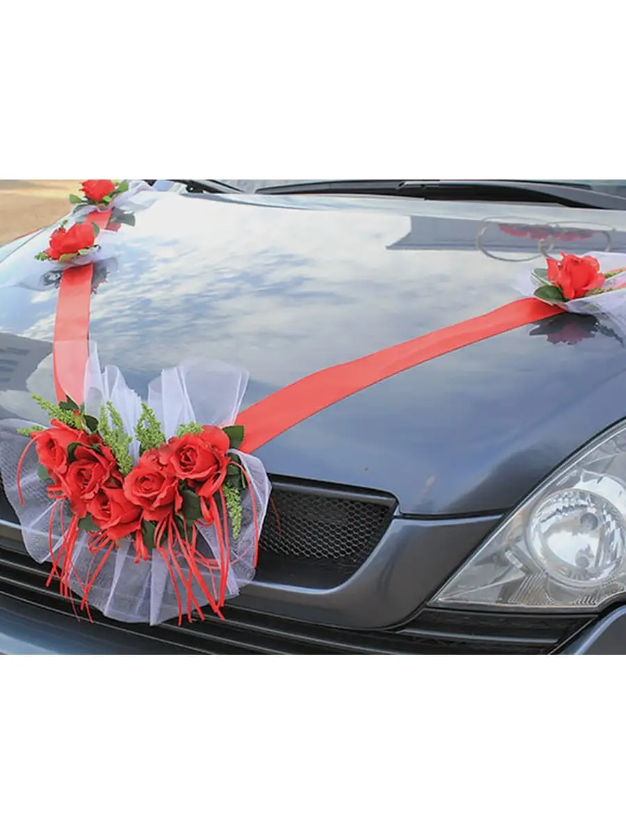 Декор автомобилей на свадьбу цветами